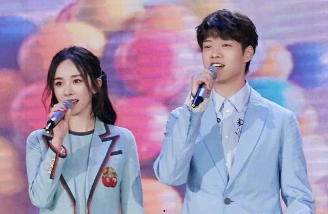 娱乐圈吃瓜微博大v,吃瓜背后的真相与内幕