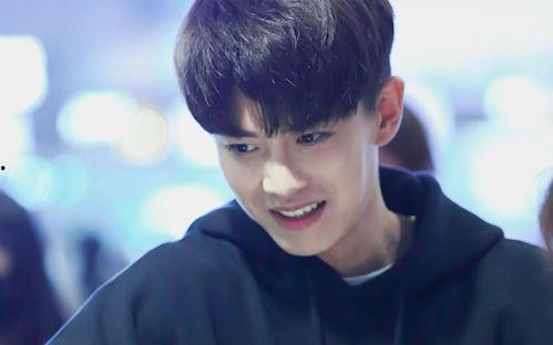 娱乐吃瓜任嘉伦看剧本